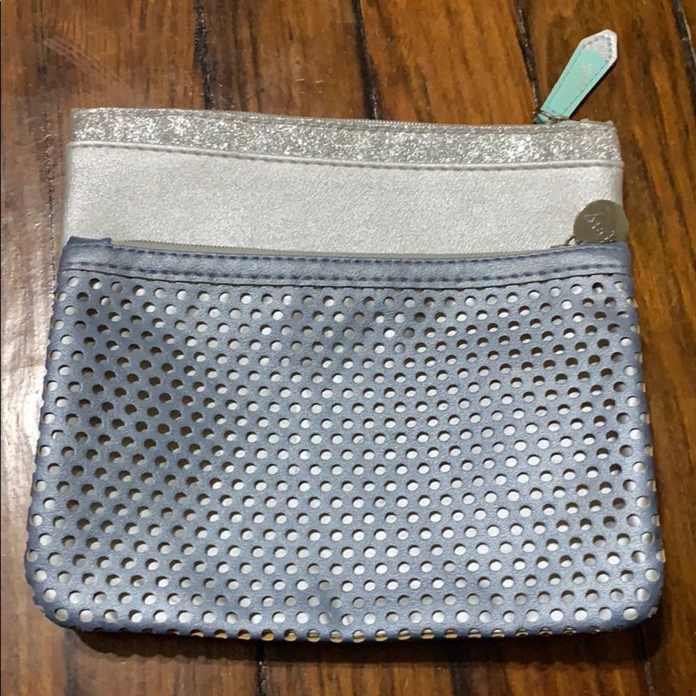 Ipsy bag set